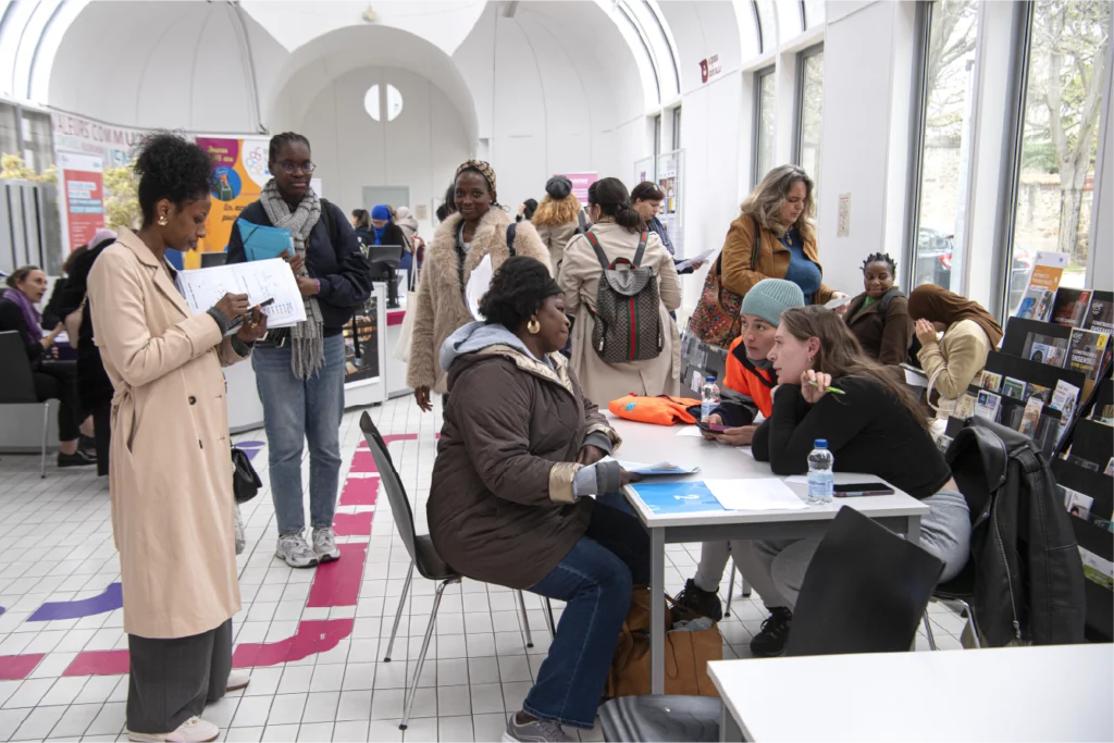 mairie choisyleroi mois egalite femme homme job dating 2